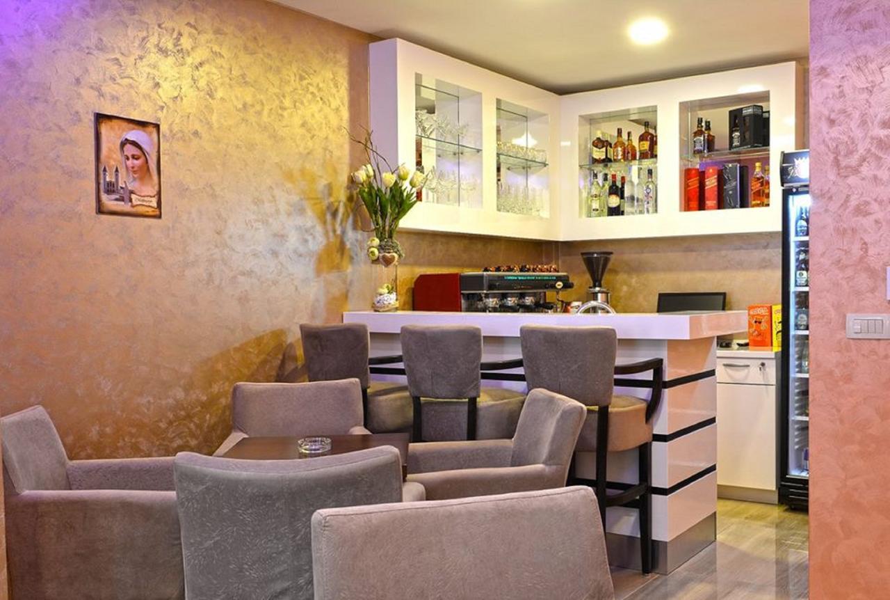 Hotel Stana เมจูโกเรีย ภายนอก รูปภาพ